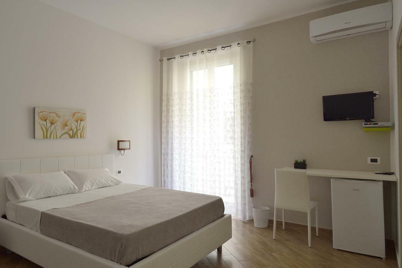 Cavaliere Costa Bed & Breakfast Porto Empedocle Ngoại thất bức ảnh